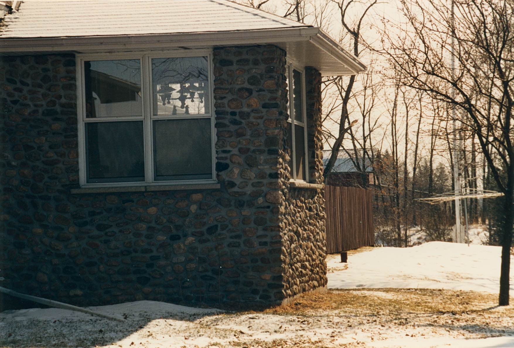 Fau-15 House off ON-48 Ontario 3